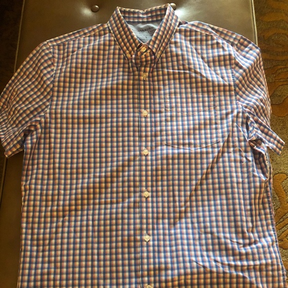 Banana Republic Short Sleeve Shirt for Summer - Picture 1 of 6